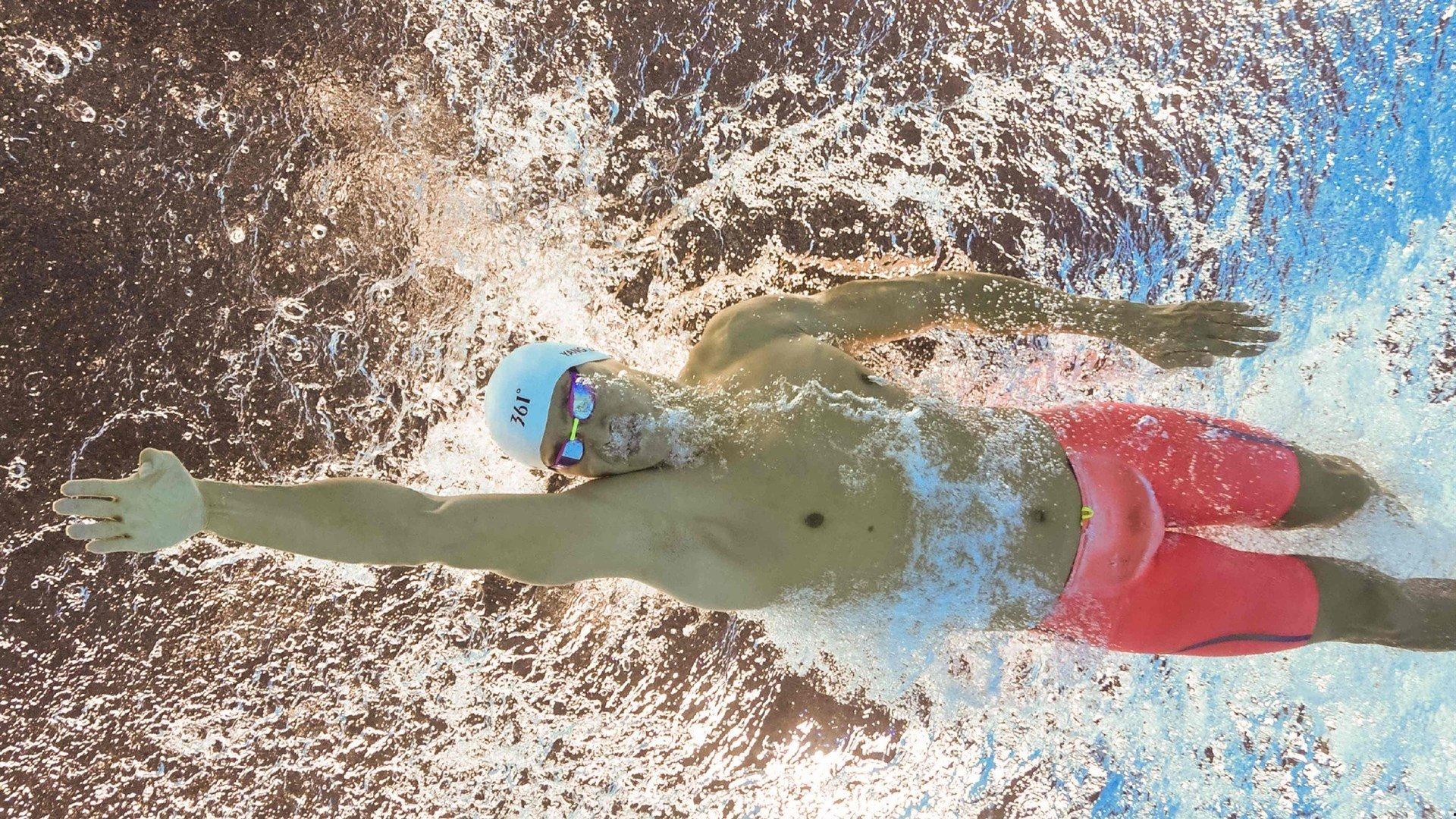 阿尔卡拉斯横扫对手晋级美网八强 新生代巨星展现王者风范