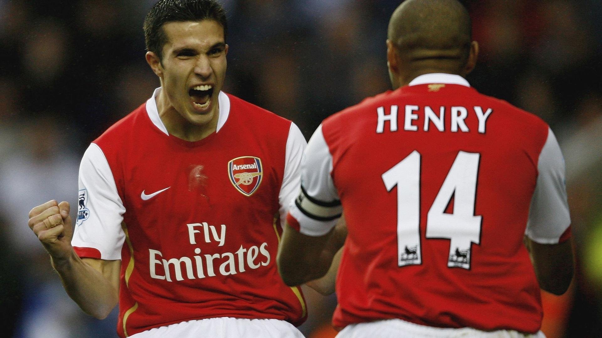 中超联赛激战正酣,争冠保级形势扑朔迷离